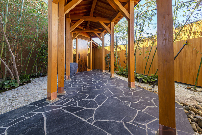 アルデシア ネロ 乱形 | 造園資材館