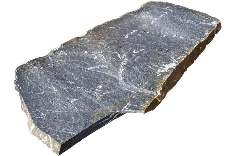 トラキアストーン乱形 カリントスブラック　大盤 | 造園資材館