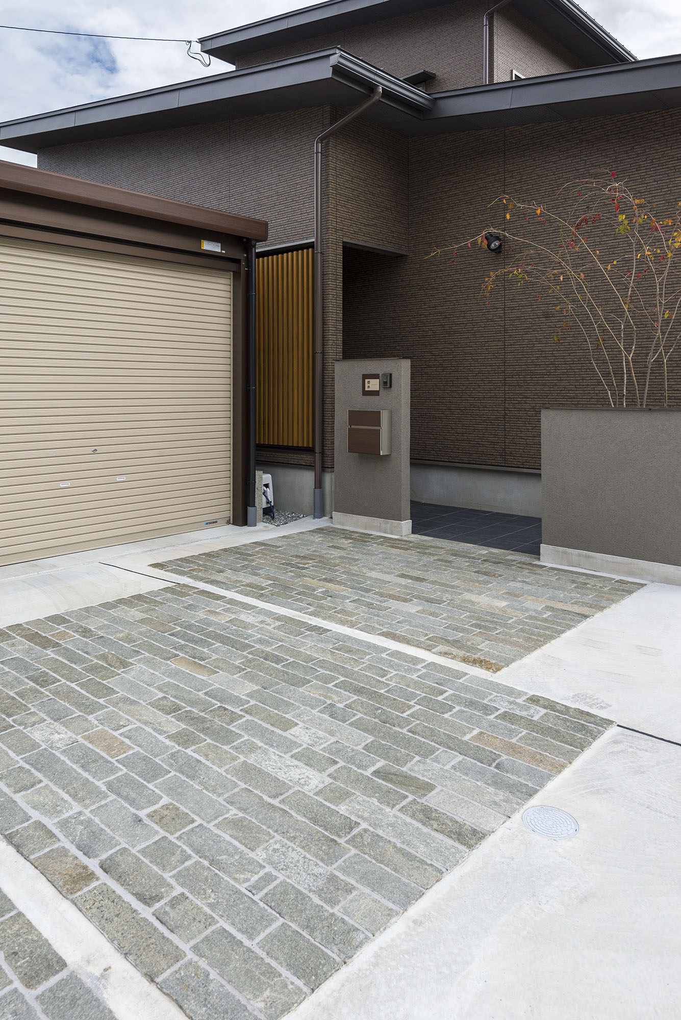 トラキアストーン キューブ カバラス | 造園資材館