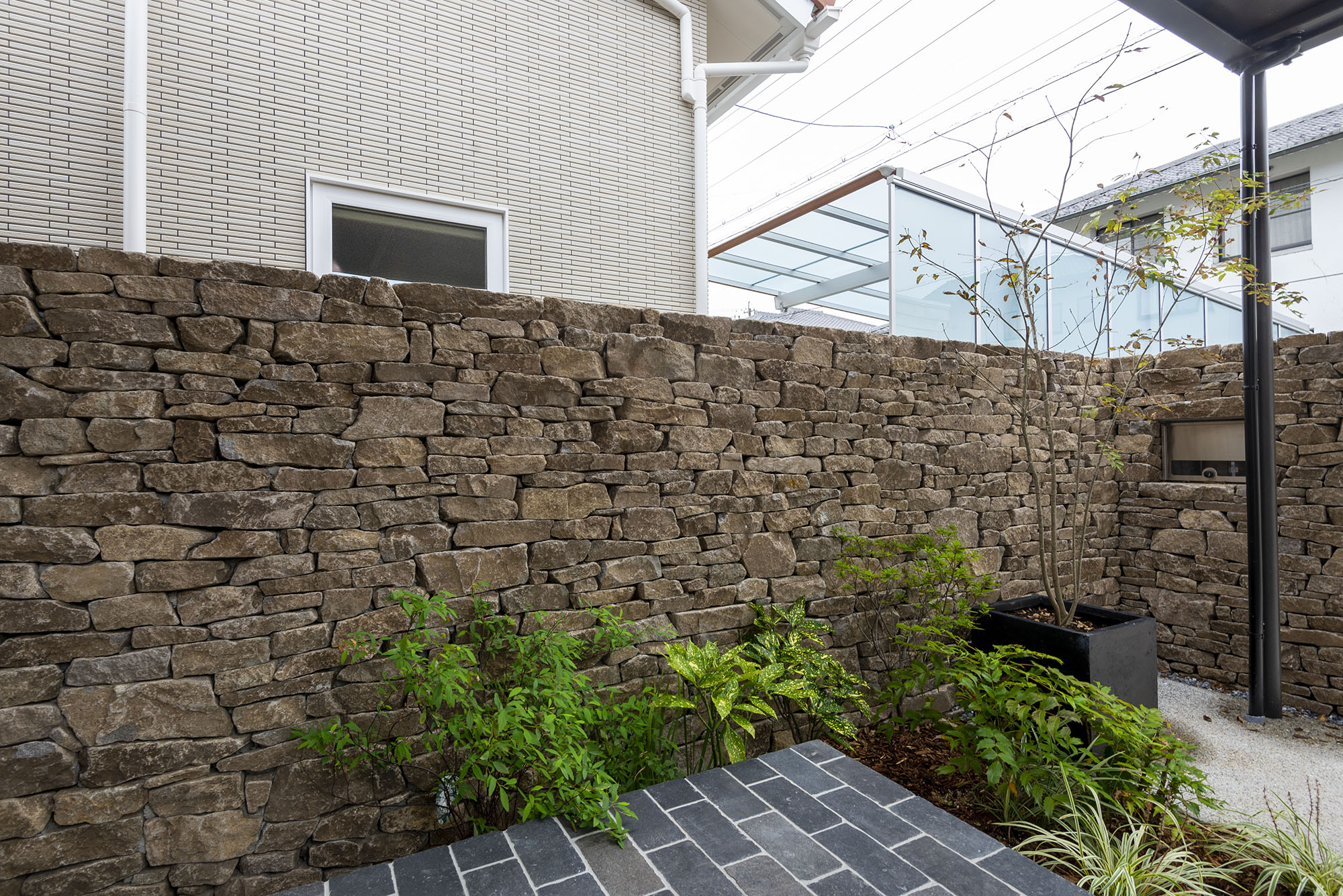 気良石 小端 | 造園資材館